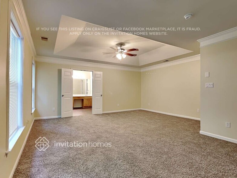 Building Photo - 10911 Chastain Parc Dr