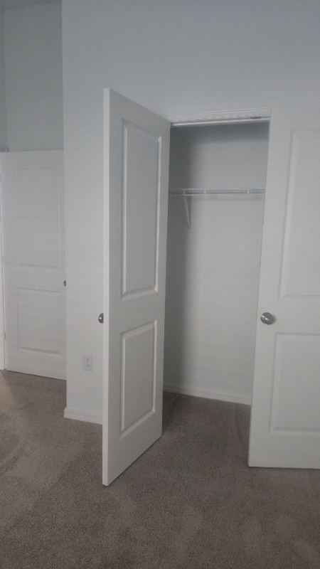 Building Photo - 4381 Riverbend Blvd