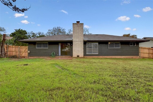 Building Photo - 5803 Lewood Dr