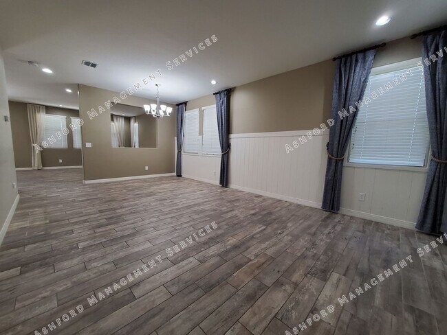 Building Photo - RANCHO CABRILLO 5 BEDROOM HOME FOR RENT