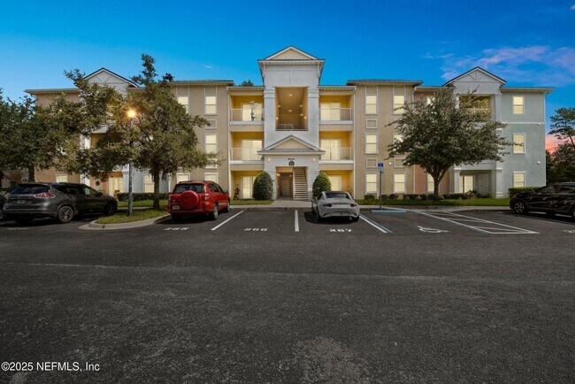 Building Photo - 8241 Pelican Landing Rd