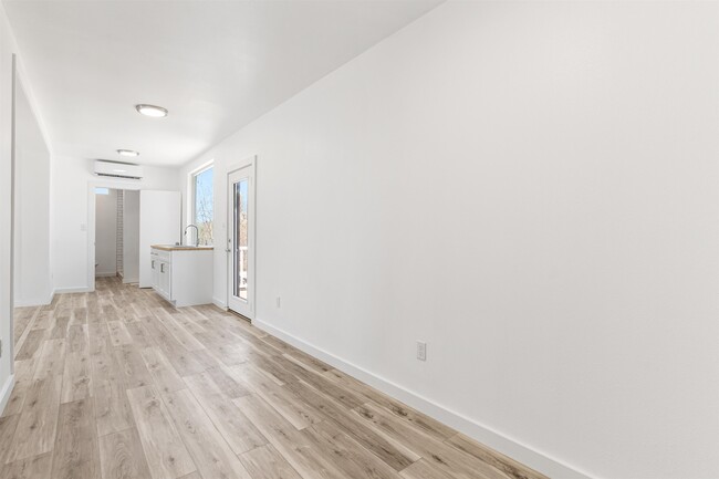 Building Photo - 15 Highland Ave
