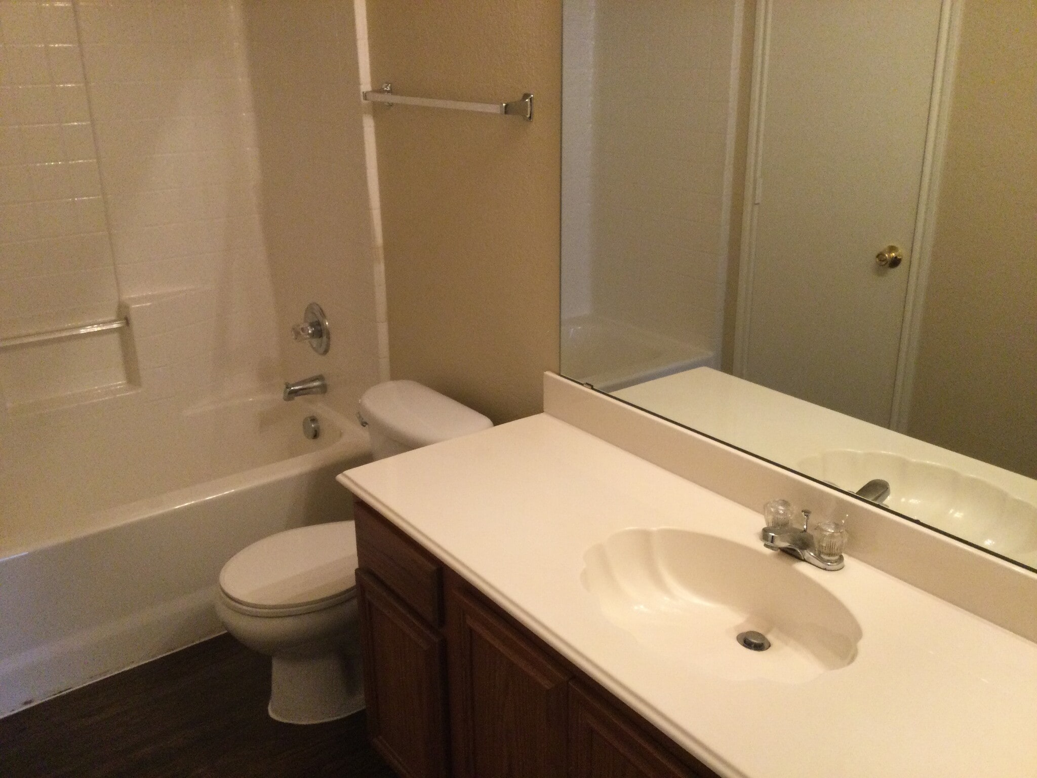 Building Photo - 702 Fleming St