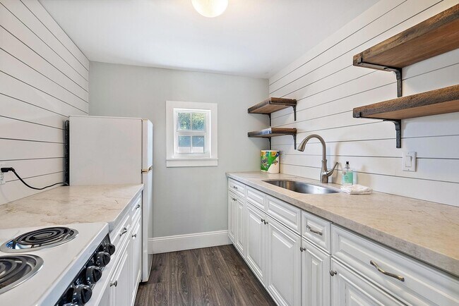 Building Photo - 3109 Washington Rd