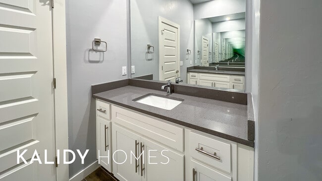 Building Photo - 509 Remington Ave