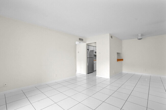 Building Photo - 1854 Abbey Rd