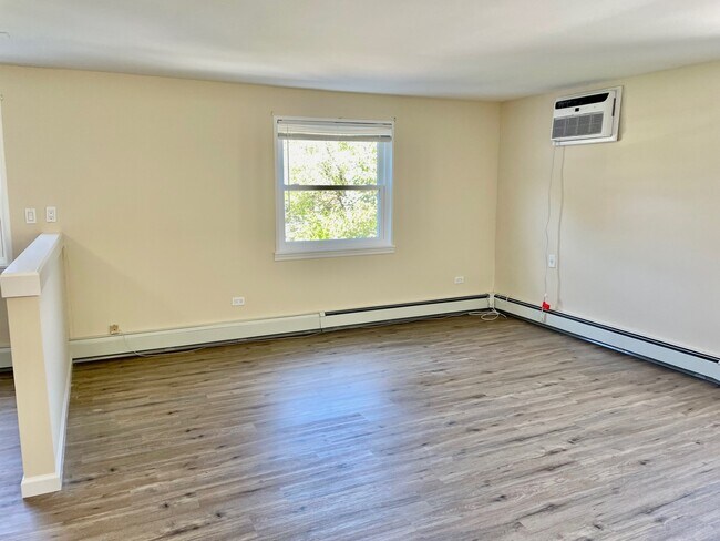 Building Photo - 82 Meyer Ln