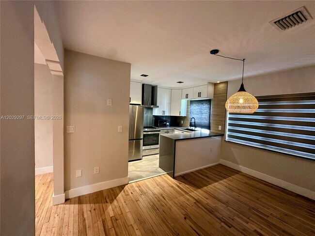 Building Photo - 657 NE 92nd St