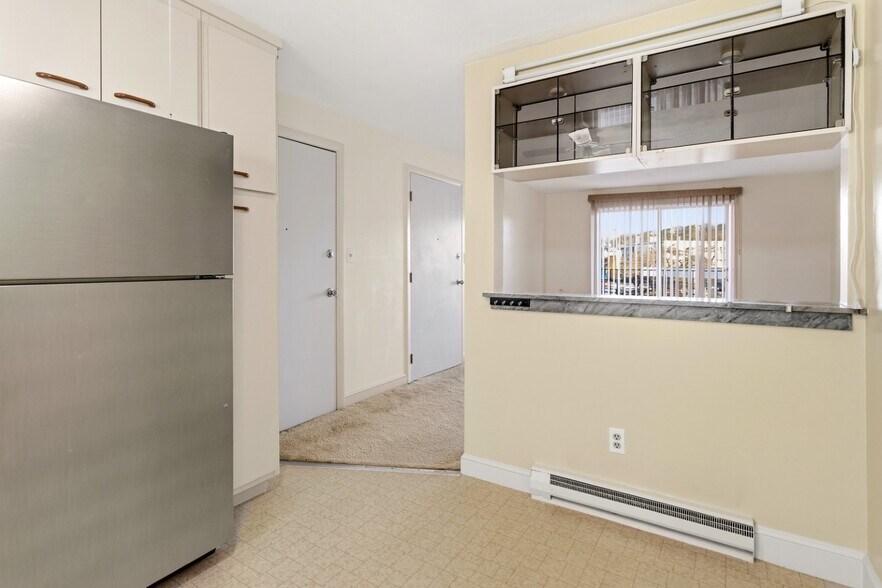 Building Photo - 36 Essex St