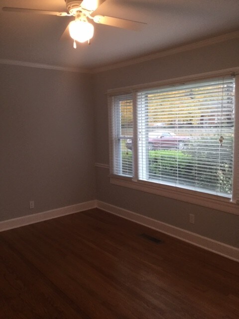 Building Photo - 1402 N Tennessee Blvd