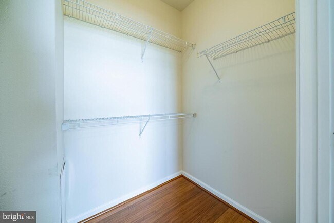 Building Photo - 12929 Centre Park Cir