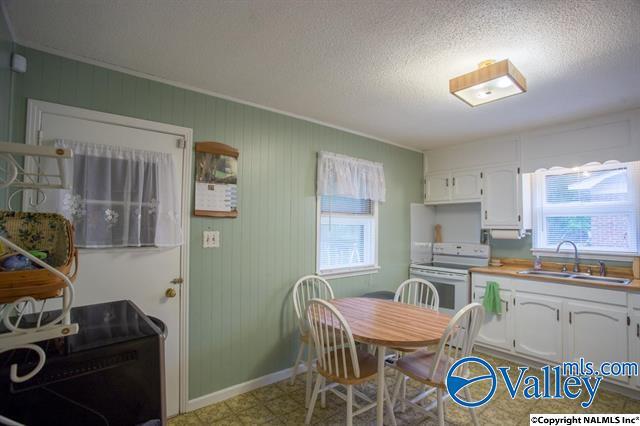 Building Photo - 4607 Rutledge Dr NW