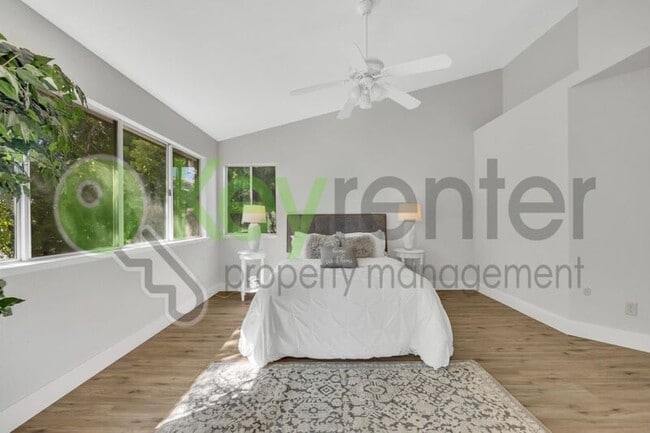 Building Photo - 2321 Eagle Ct