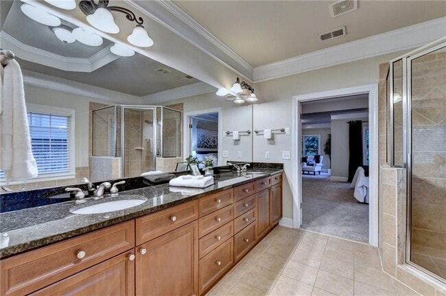 Building Photo - 9848 Talisman Dr