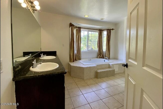 Building Photo - 4130 Carrizal Rd