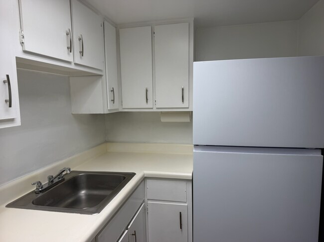Building Photo - 551 Flemming Way