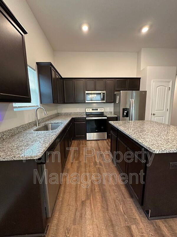 Building Photo - 87 Dunnoman Dr