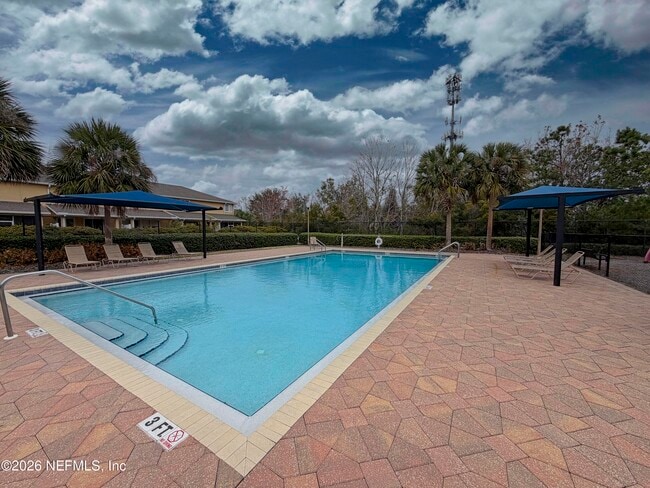 Building Photo - 8880 Grassy Bluff Dr