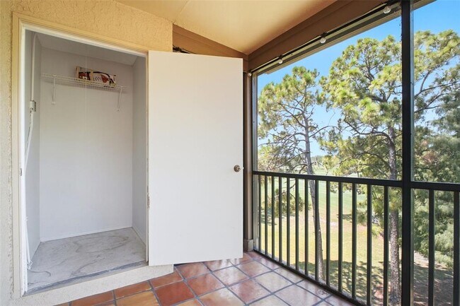 Building Photo - 2400 Feather Sound Dr