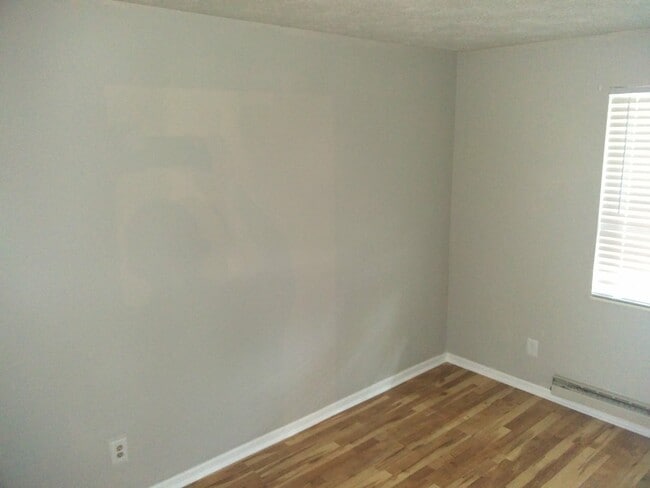 Building Photo - 5249 Yucatan Dr