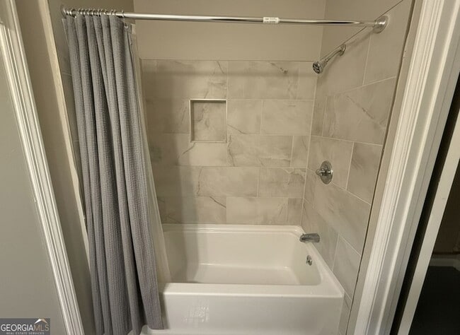 Building Photo - 7 W Park Ct