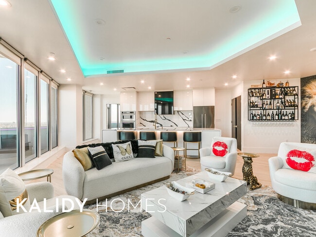 Building Photo - 5900 Mosteller Dr