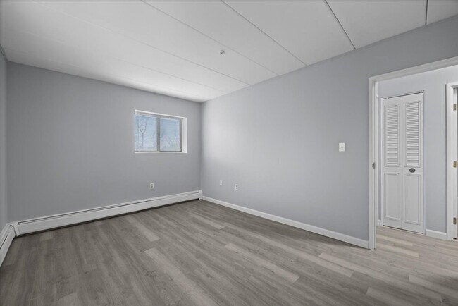 Building Photo - 141 Commercial St