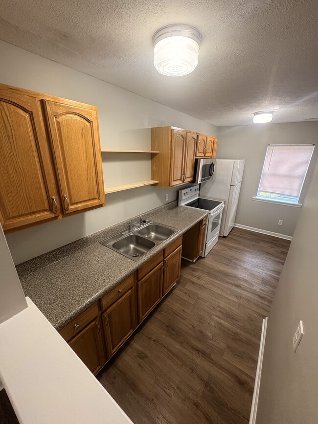 Building Photo - 37 Agappa Ln