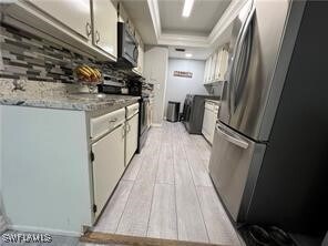 Building Photo - 3615 Boca Ciega Dr