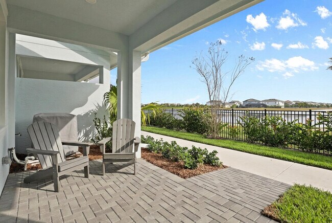 Building Photo - 4616 Longwood Lk Sq