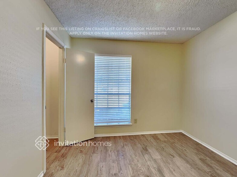 Building Photo - 5418 Mossgrey Ln