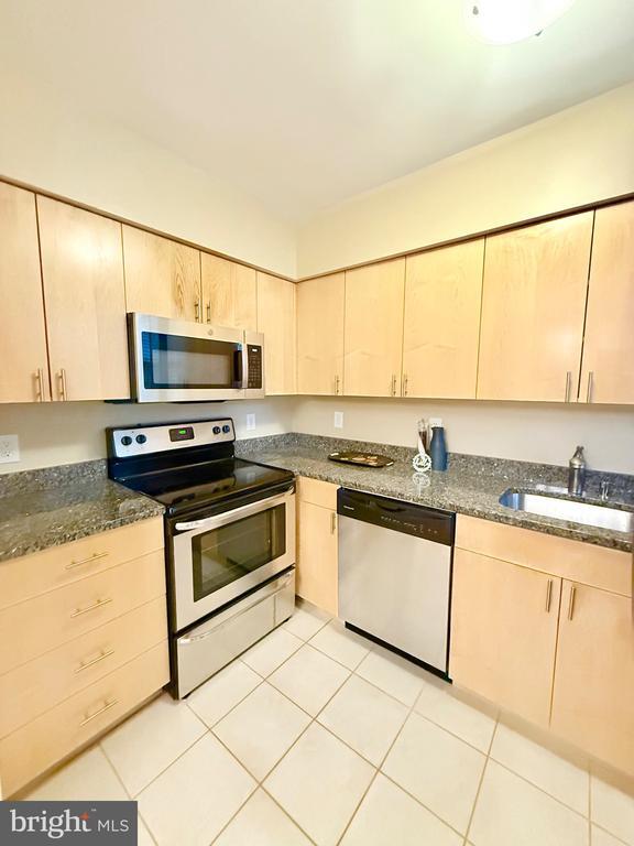 Building Photo - 3531 39th St NW