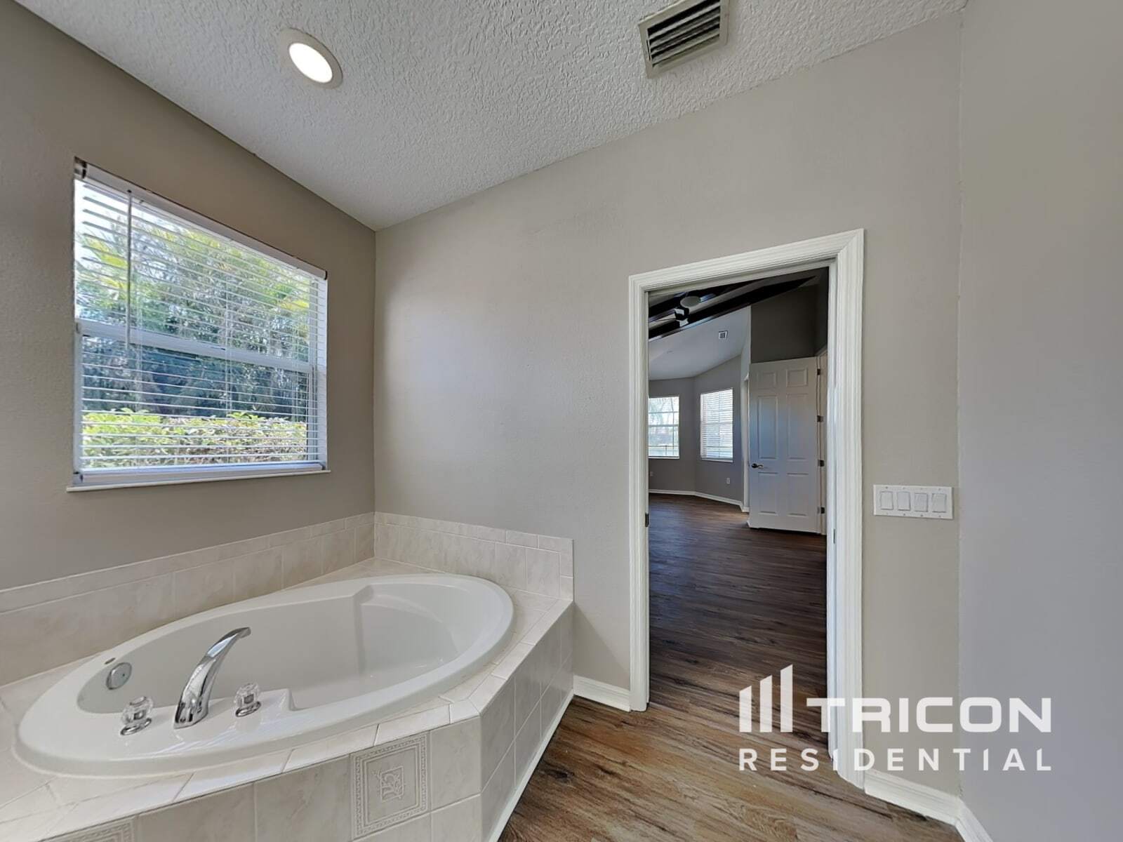 Building Photo - 310 Salvia Ct