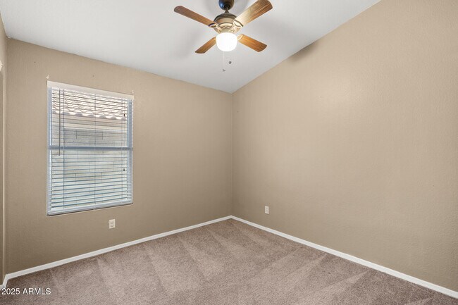 Building Photo - 7936 W Taro Ln