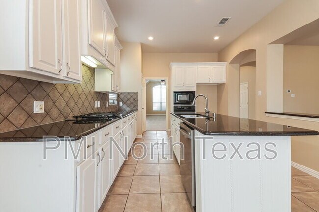 Building Photo - 2677 Pine Trail Dr