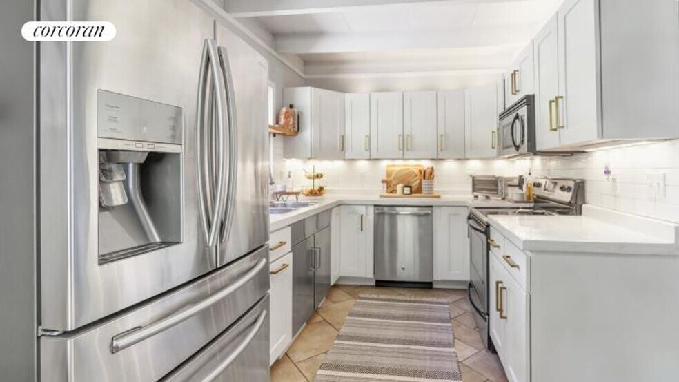 Building Photo - 274 Little Fresh Pond Rd