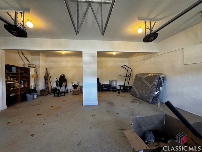 Building Photo - 120 Slick Rock Court
