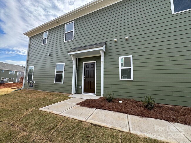 Building Photo - 757 Lock Haven Dr NW