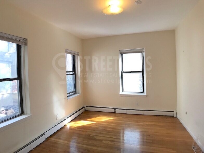 Building Photo - 60 Brighton Ave