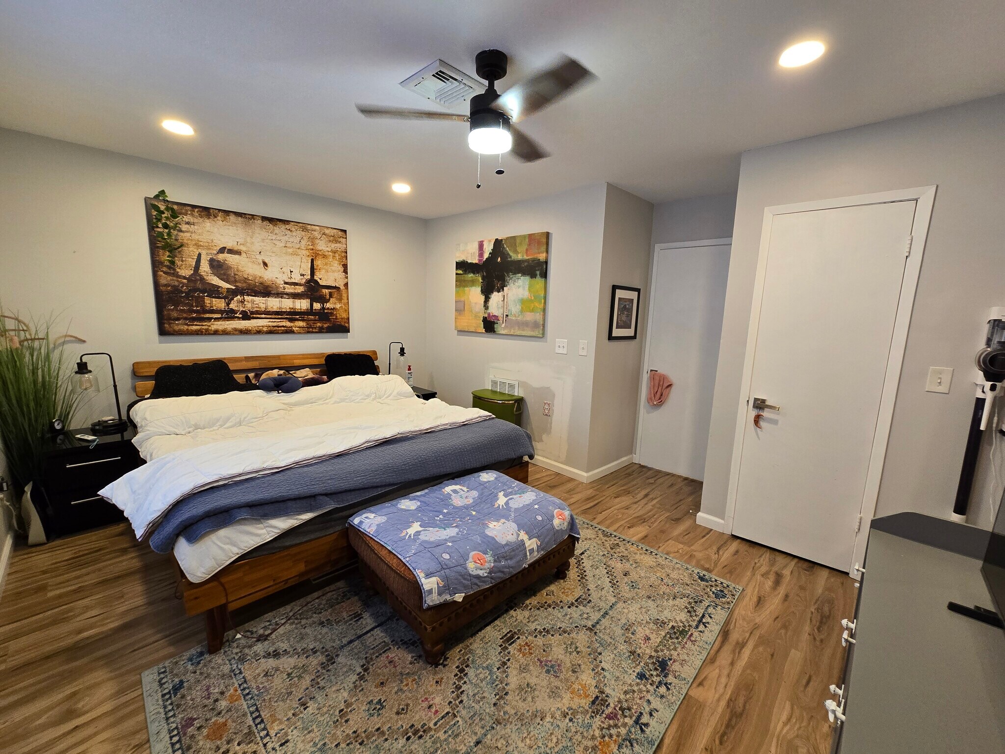 Building Photo - 51 Queens Way