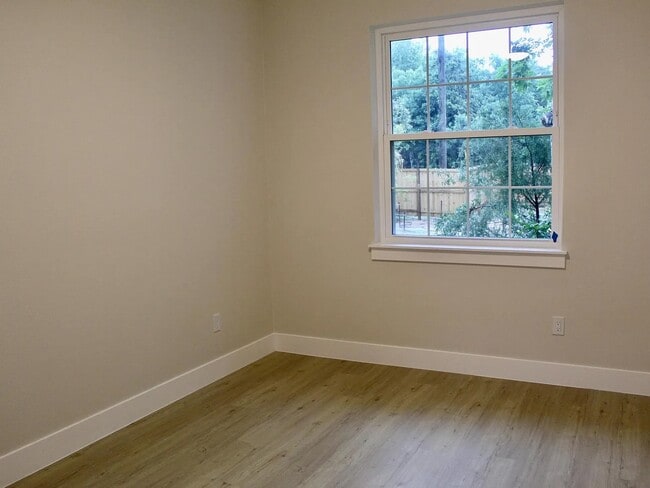 Building Photo - 4327 US-1