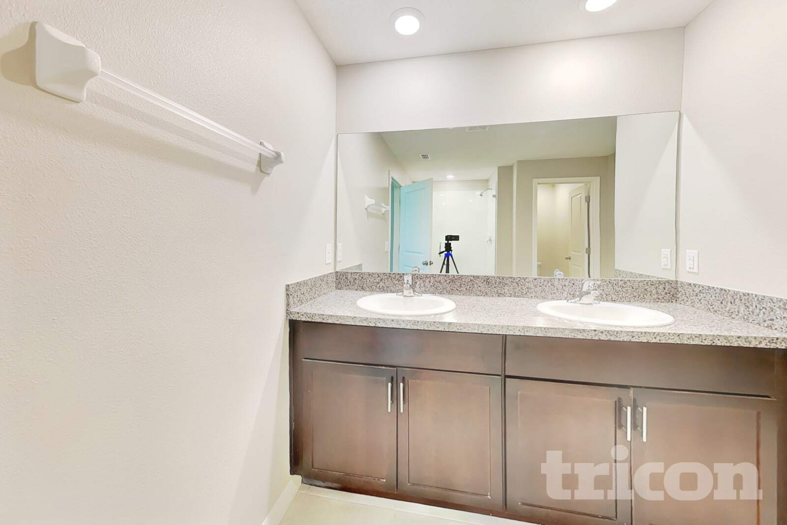 Building Photo - 4148 Salt Springs Ln