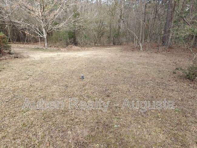 Building Photo - 5183 Fairington Dr