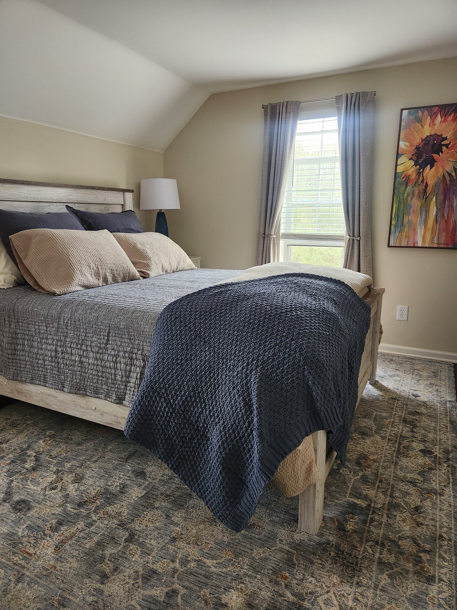 Bedroom - 690 Kodiak Ln
