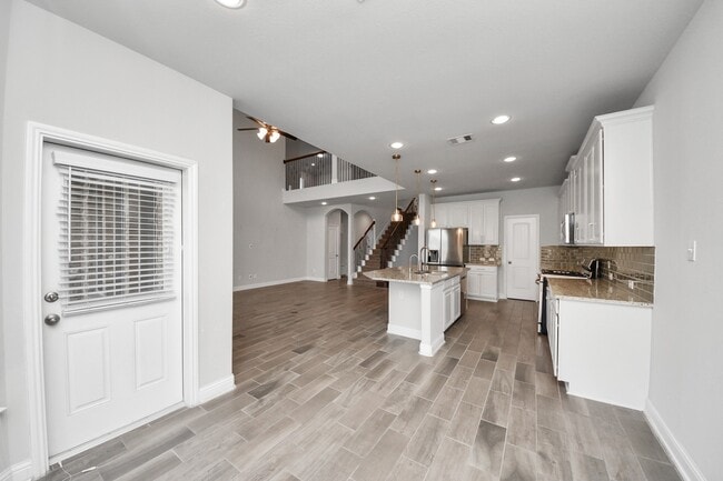 Building Photo - 29838 Norwood Canyon Ln