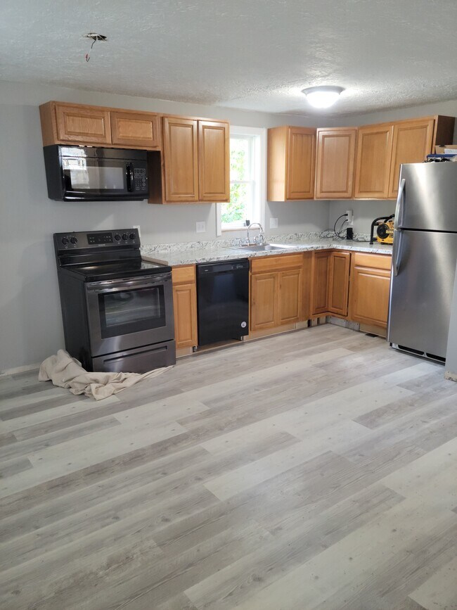 46 Juniper Rd 46 Juniper Rd North Attleboro MA 02760 Apartment Finder