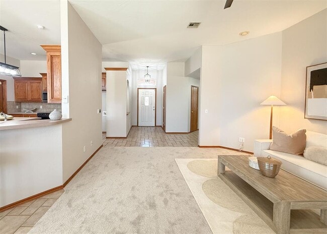 Building Photo - 18212 Willow Oak Ln