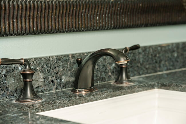 Building Photo - 8562 Sandy Hook Dr