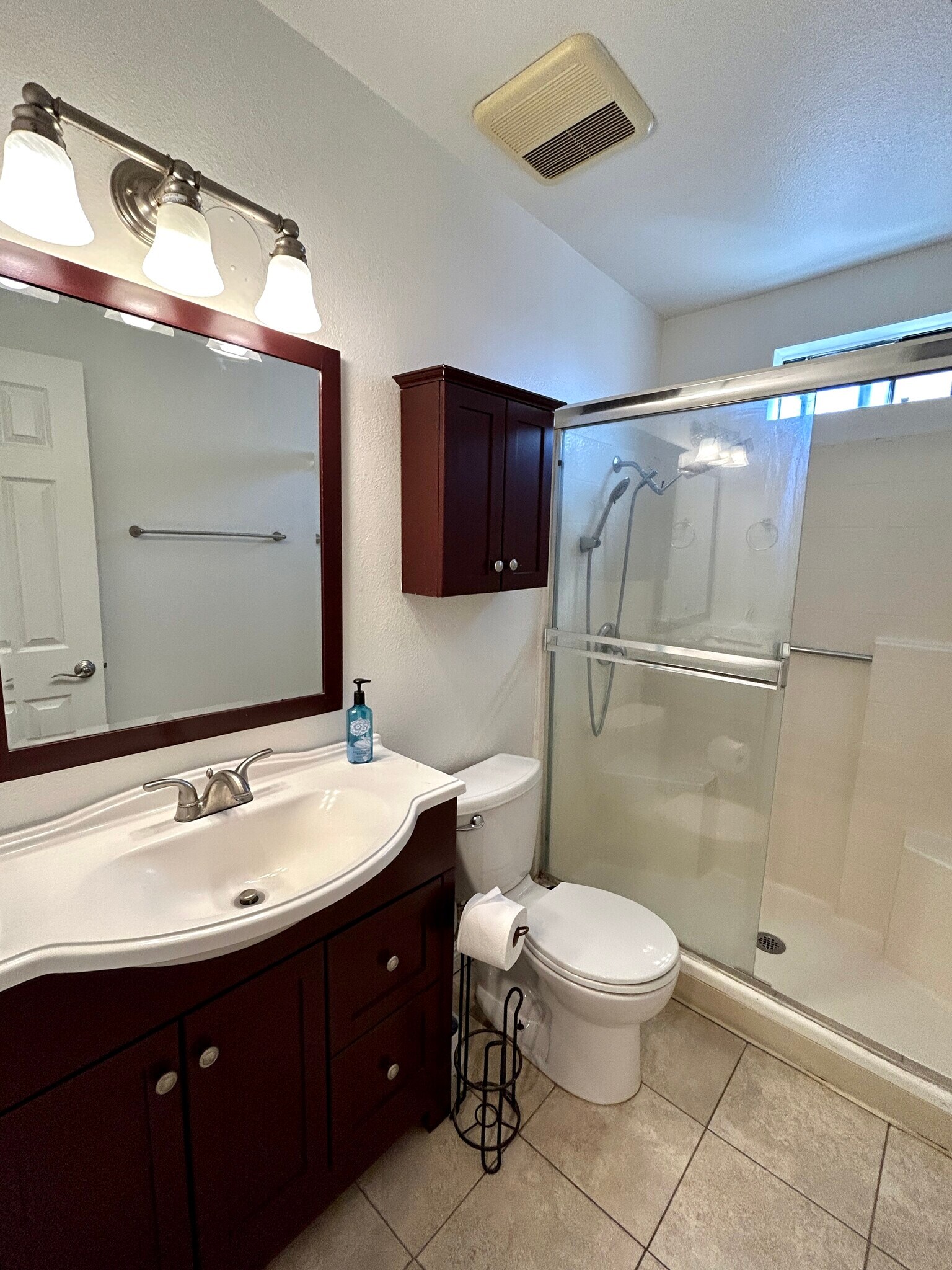 Building Photo - 1039 Mount Olive Dr