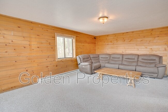 Building Photo - 11590 W Riverview Dr